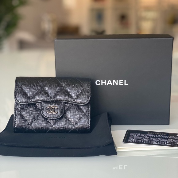 SOLD❌ RARE Chanel Card Holder XL - Picture 6 of 14